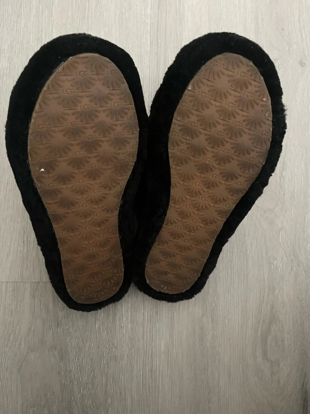 UGG Fluff Yeah Slide Sandals